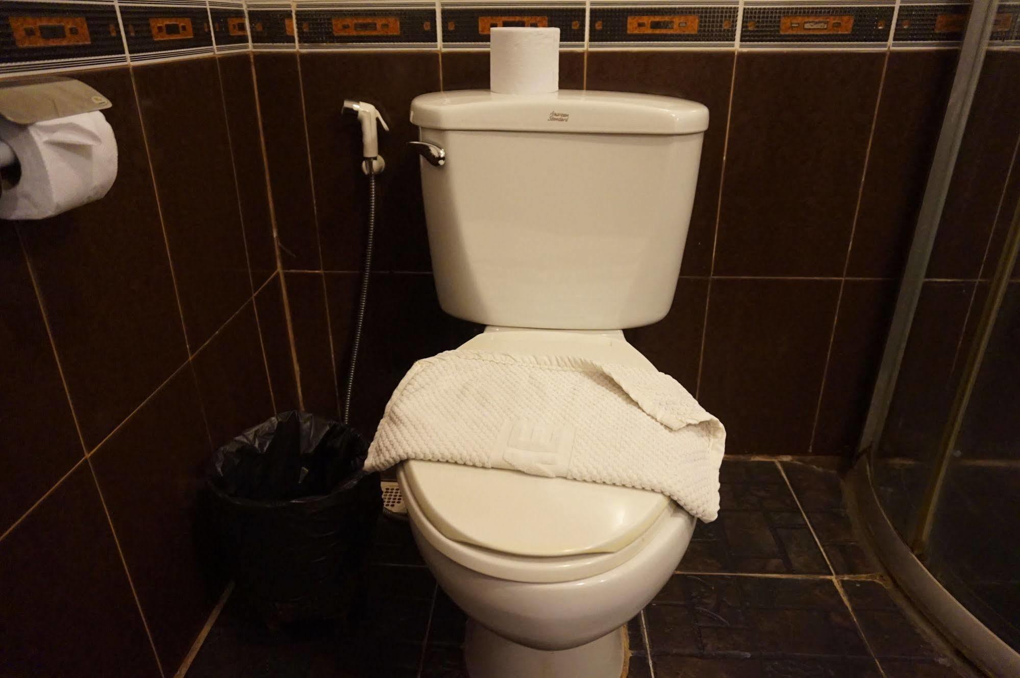 לואנג פרבאנג E-Outfitting Vang Thong Hotel מראה חיצוני תמונה