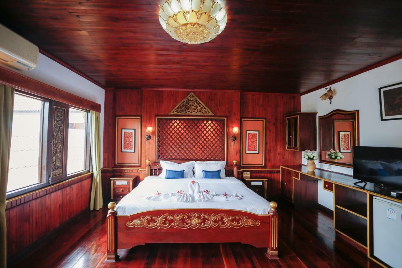 לואנג פרבאנג E-Outfitting Vang Thong Hotel מראה חיצוני תמונה