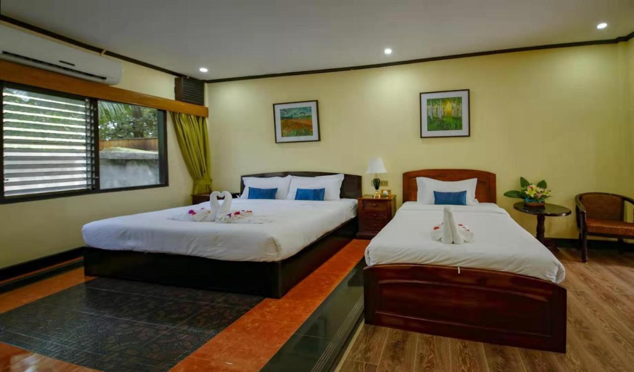 לואנג פרבאנג E-Outfitting Vang Thong Hotel מראה חיצוני תמונה